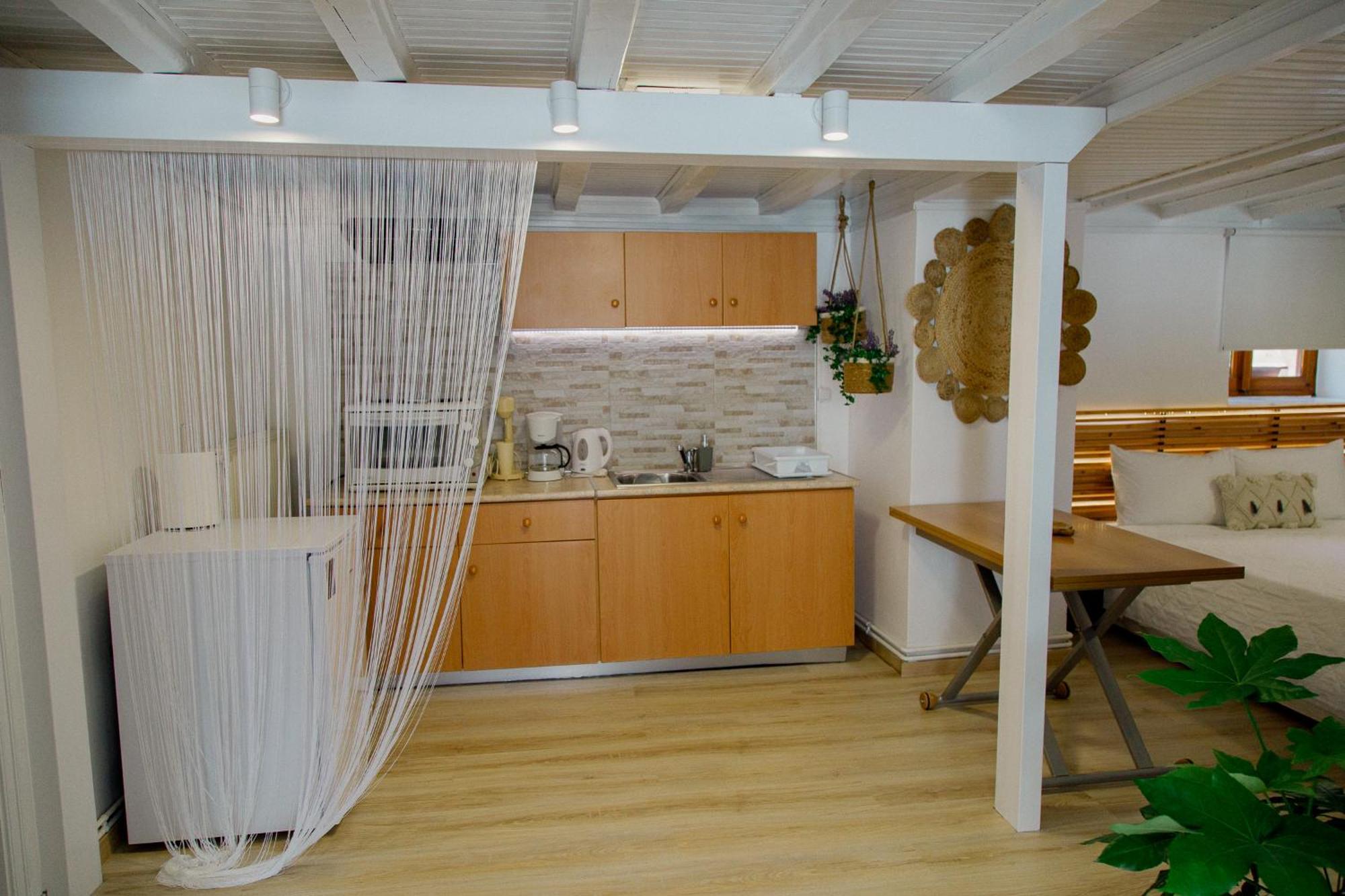 Appartamento Yard- Family Retreat Corinto Esterno foto